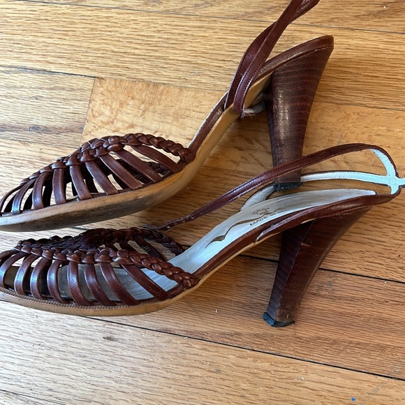 Nina leather woven sling back shoe. Size 7 1/2 M - Picture 5 of 6